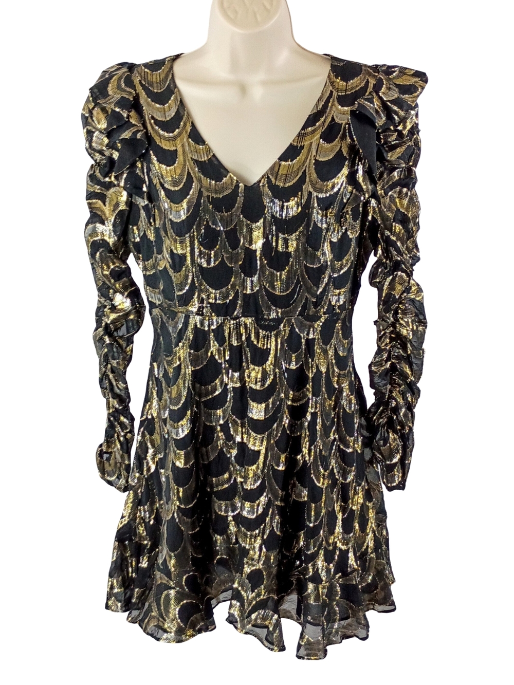 Aqua Lux Black and Gold Metallic Scallop V-Neck Long Sleeve Dress